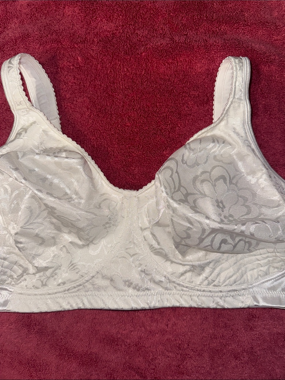 Playtex Cream Floral Jacquard Full Coverage Bra